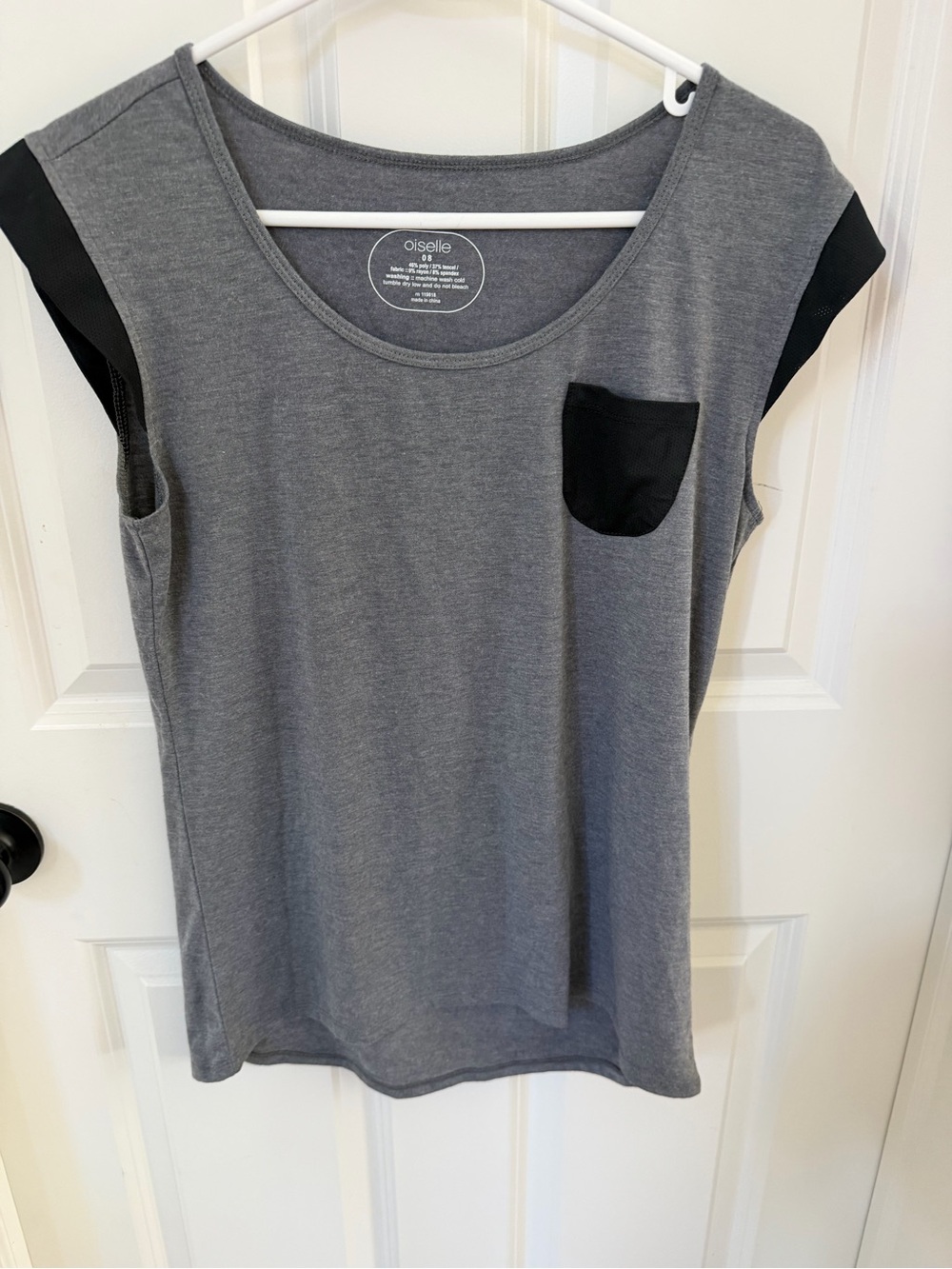 oiselle Gray Short Sleeve Tank with Black Pocket & Shoulder Panels